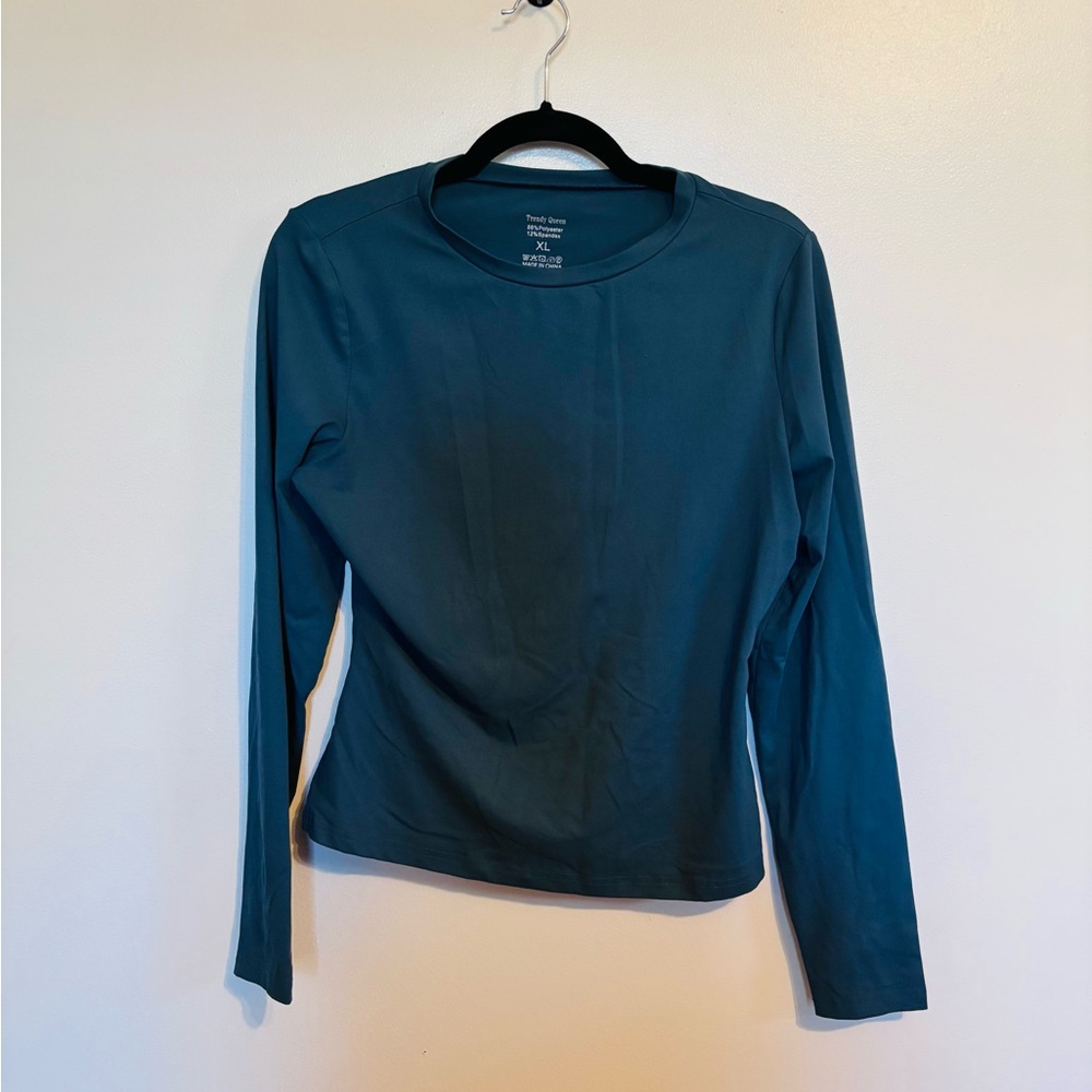 Trendy Queen blue scoop neck long sleeve tshirt size XL